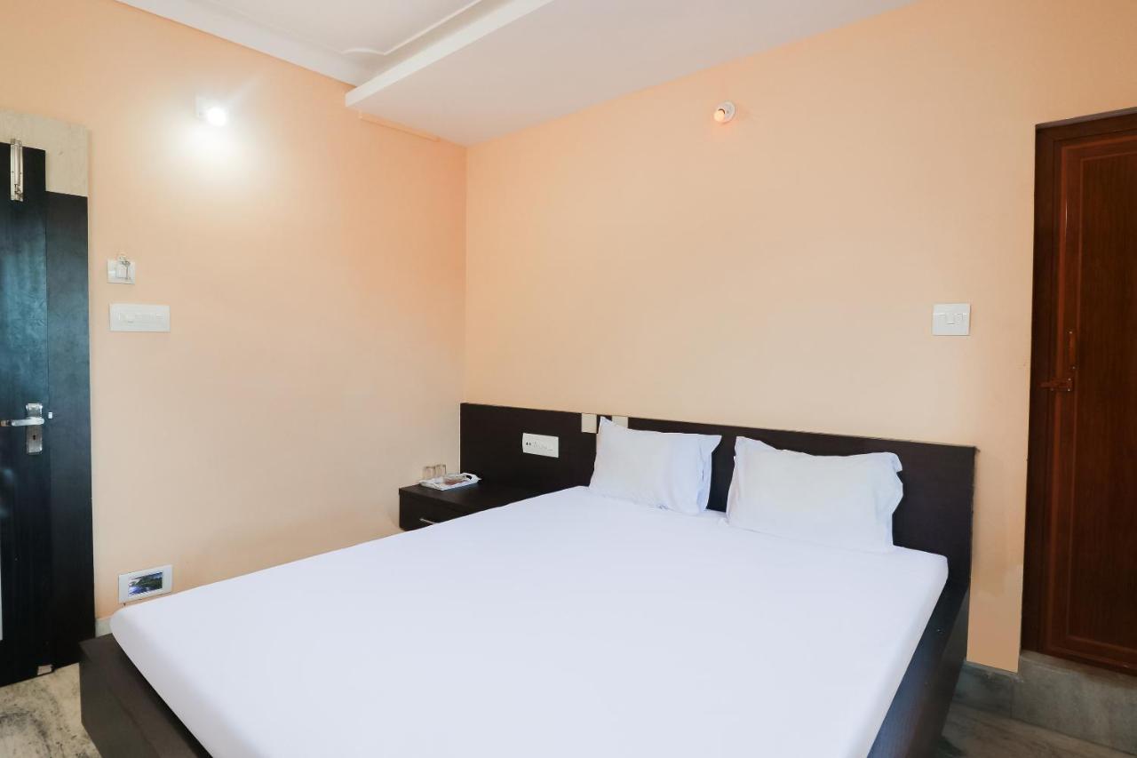 Spot On 47199 Hotel Gopi Kunj Kharagpur Dış mekan fotoğraf